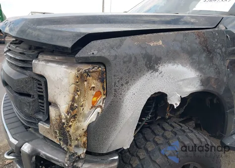 2018 Ford F350 z USA, uszkodzony, nr VIN 1FT8W3DT6JEC50130